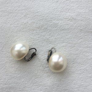 Vintage Clip On Pearl Earrings